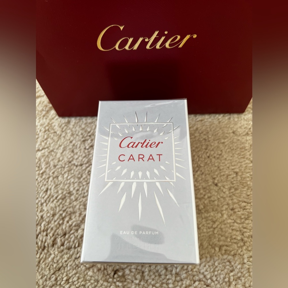 ❤️✨❤️Lovely CARTIER Carat perfume ✨❤️✨